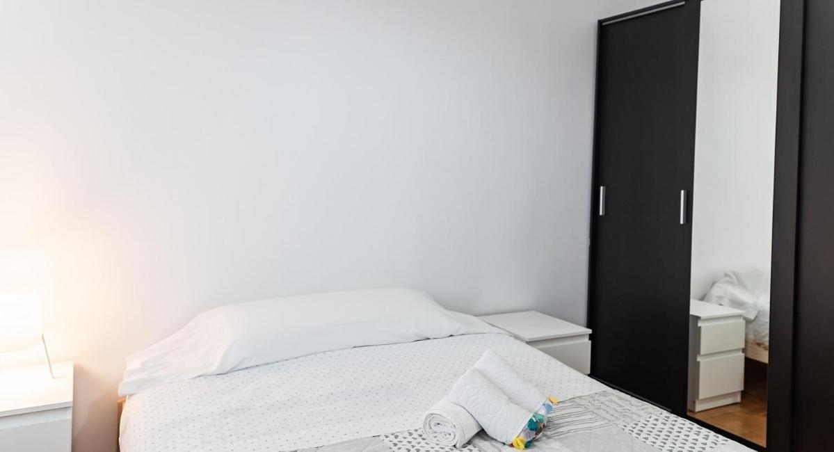 Adaptado Y Comodo Apartamento En Iturrama Pamplona Exteriér fotografie