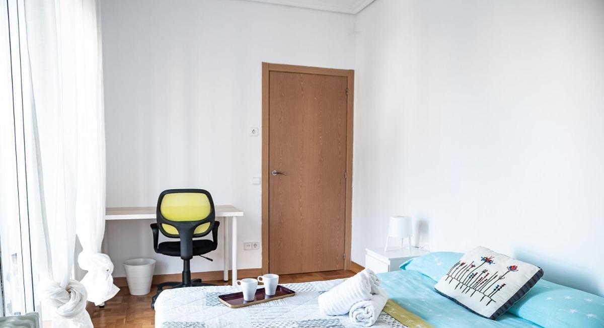 Adaptado Y Comodo Apartamento En Iturrama Pamplona Exteriér fotografie