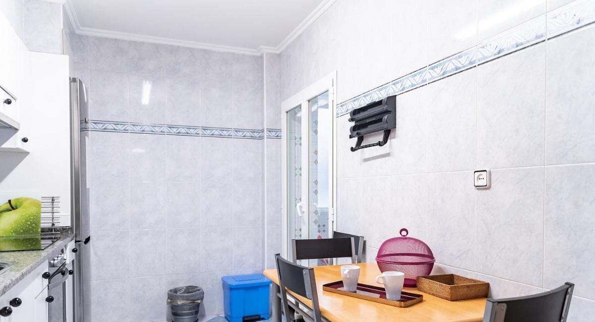 Adaptado Y Comodo Apartamento En Iturrama Pamplona Exteriér fotografie